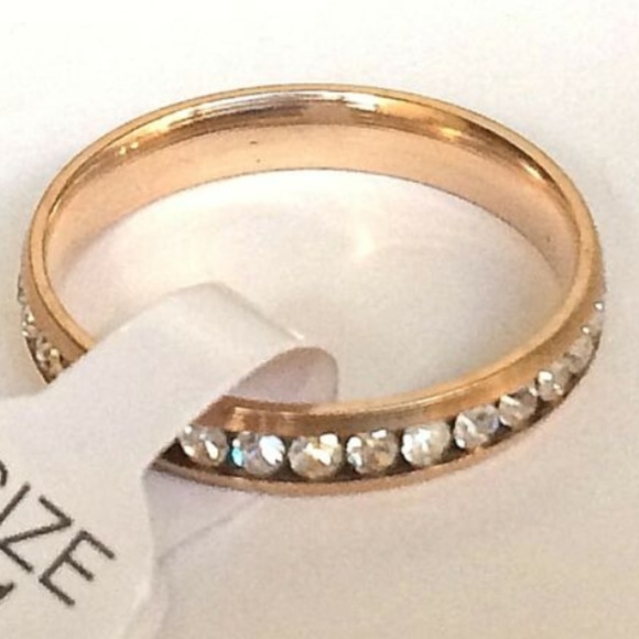 Rose Gold Eternity Ring Crystal Size 7 8 9 10 12 - Picture 6 of 8
